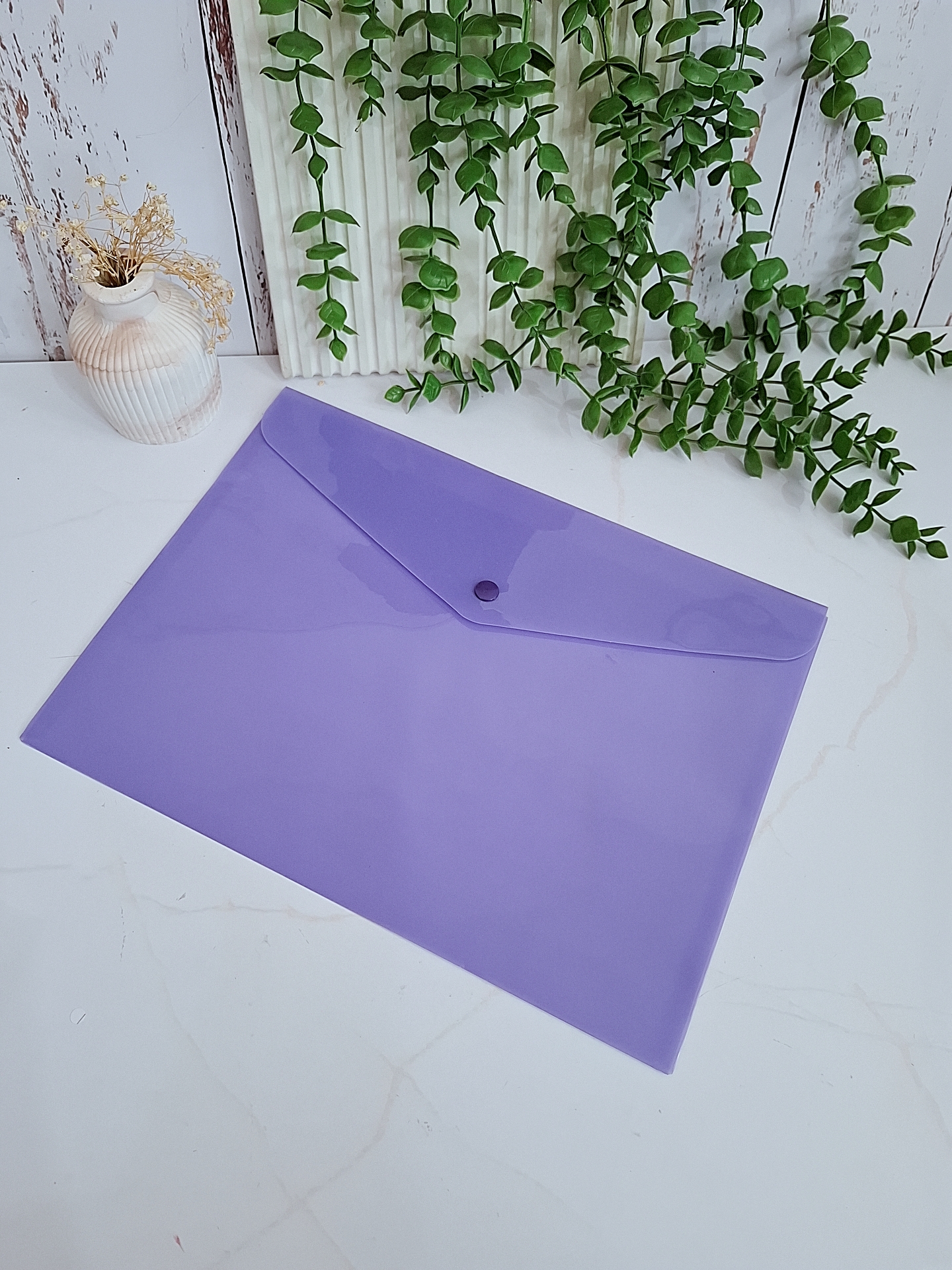 پوشه دکمه دار ساده